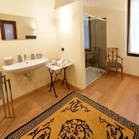 Apartment C-rooms, Residenza Correggio